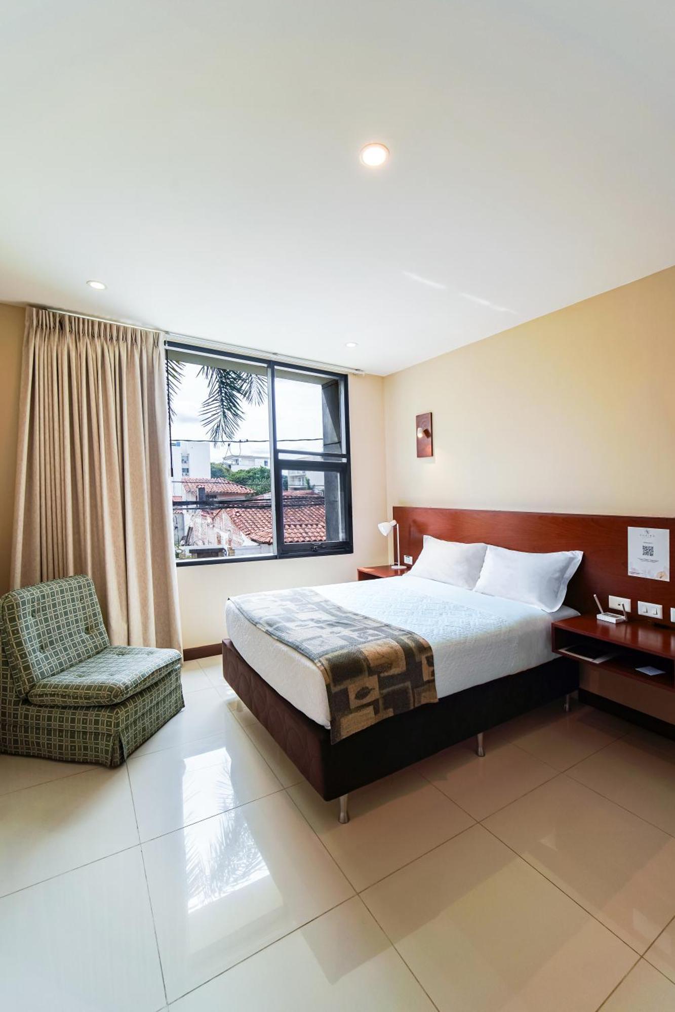 Chairu Eco Hotel ซานตาครูซเดอลาเซียร์รา ภายนอก รูปภาพ